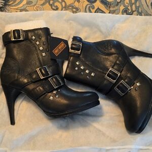 Harley-Davidson Women's Black High Heeled Boots with Buckles, NWOB, 9M